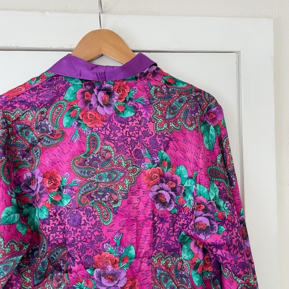 Women’s Victoria Secret Vintage Gold Label Satin Pajama Blouse Size Small silky - Picture 5 of 6